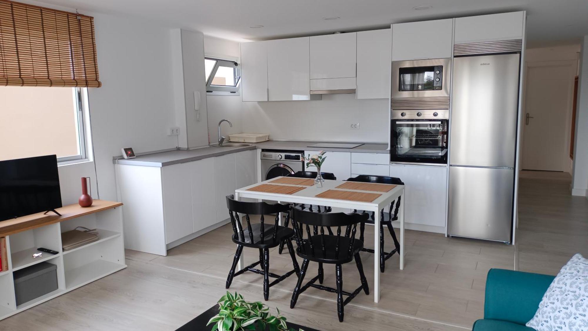 Apartamento Tajinaste Con Vistas Al Mar Y La Montana Y Wifi Gratis Лос-Реалехос Экстерьер фото